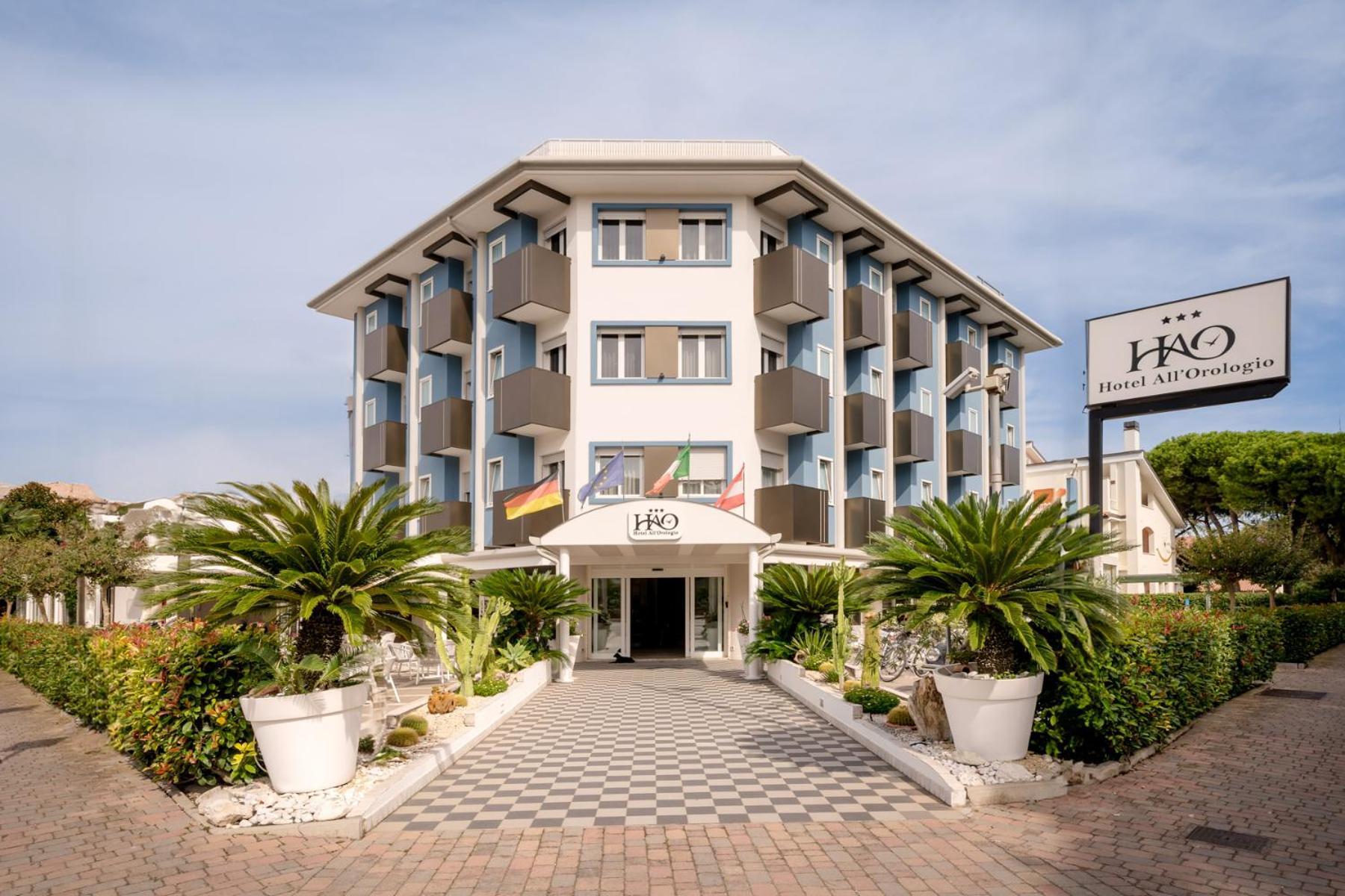 Hotel All'Orologio 3 Stelle Superior Caorle Exterior foto
