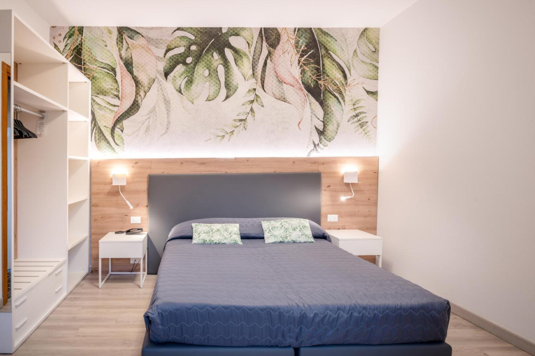Hotel All'Orologio 3 Stelle Superior Caorle Exterior foto